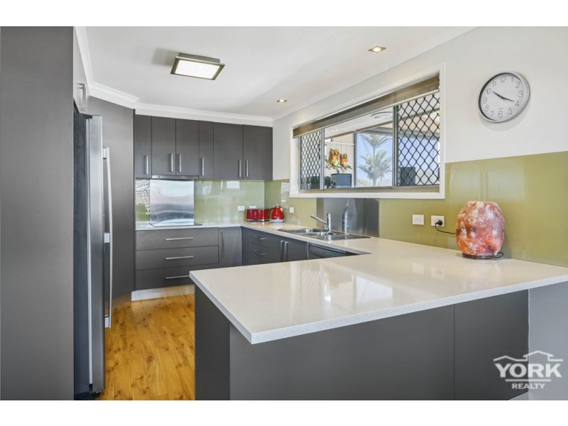 7 Beh Street, Harristown QLD 4350