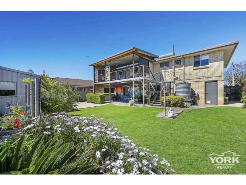 7 Beh Street, Harristown QLD 4350