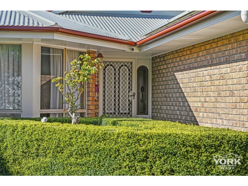 Glenvale QLD 4350