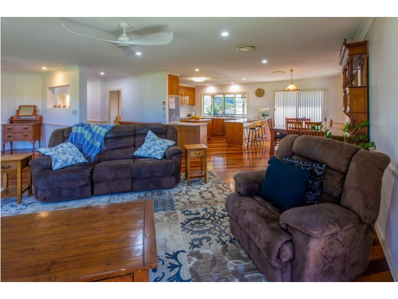 Hodgson Vale QLD 4352