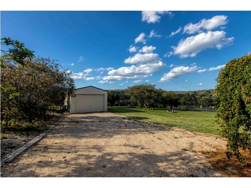 Hodgson Vale QLD 4352