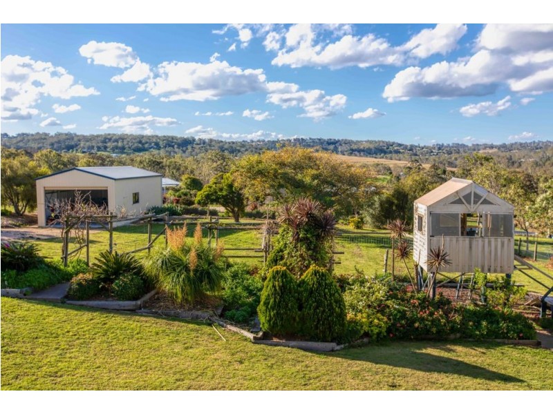 Hodgson Vale QLD 4352