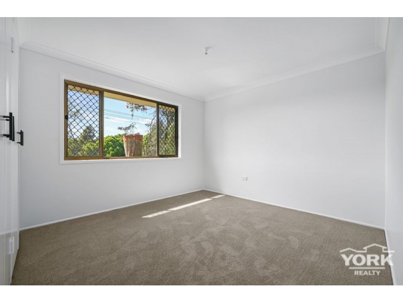 Centenary Heights QLD 4350