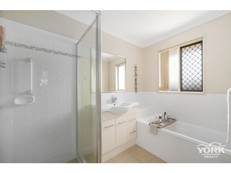 28 Flitcroft Street, Warwick QLD 4370