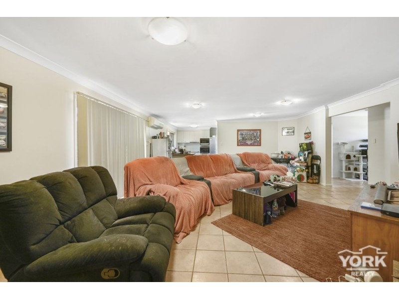 Middle Ridge QLD 4350