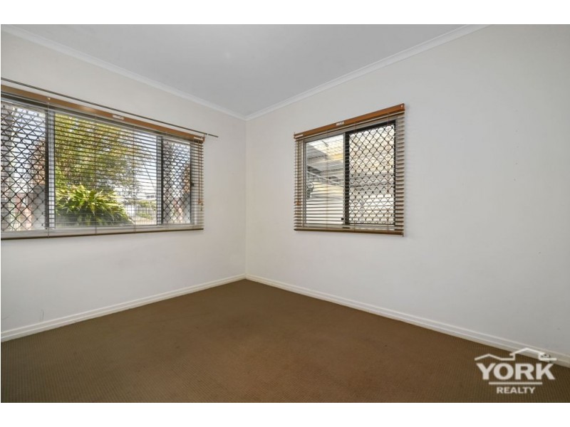 Kearneys Spring QLD 4350
