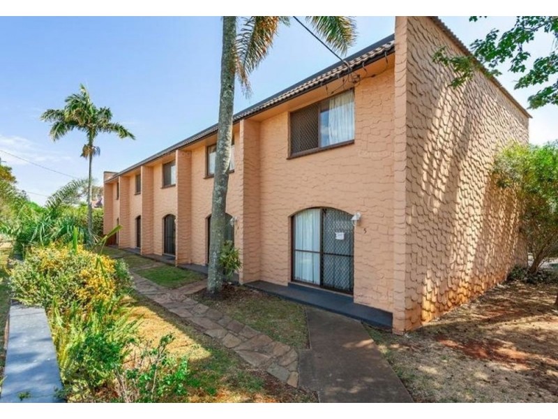 1/203 Campbell Street, Newtown QLD 4350