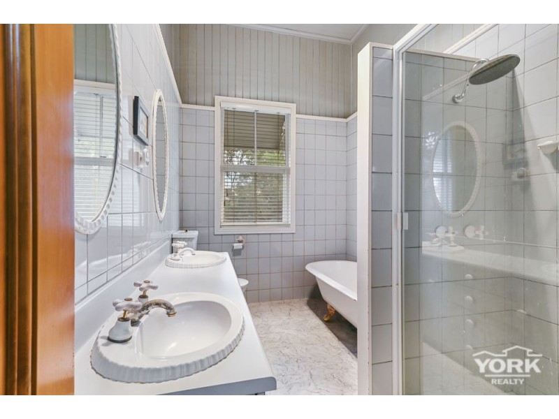 436 Pittsworth Felton Road, Pittsworth QLD 4356