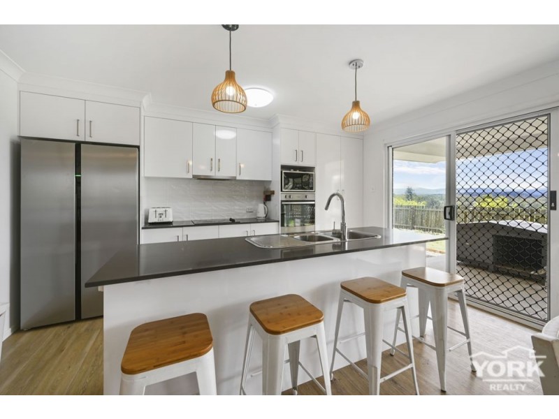 Withcott QLD 4352