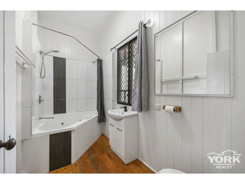 Newtown QLD 4350