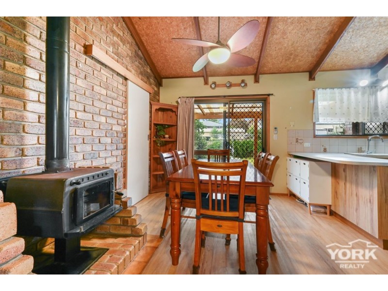 Centenary Heights QLD 4350