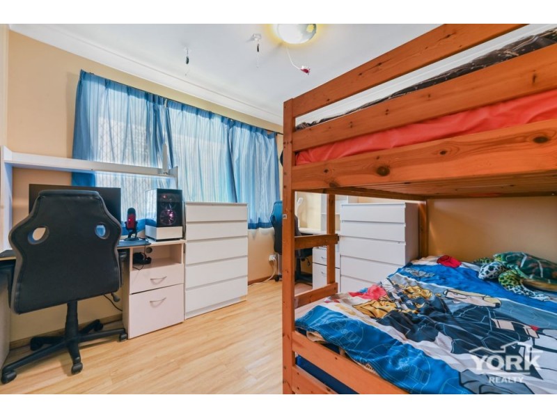 Centenary Heights QLD 4350