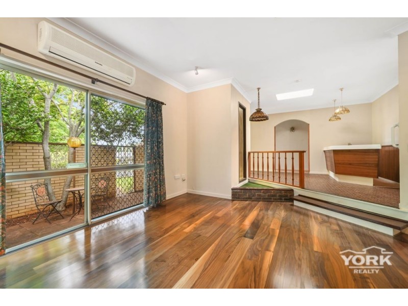 33 McLeod Street, Rangeville QLD 4350