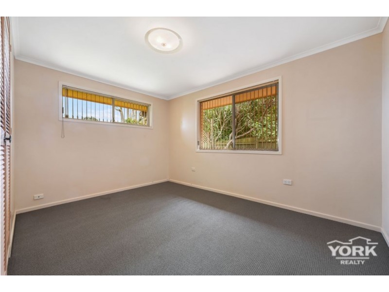 33 McLeod Street, Rangeville QLD 4350