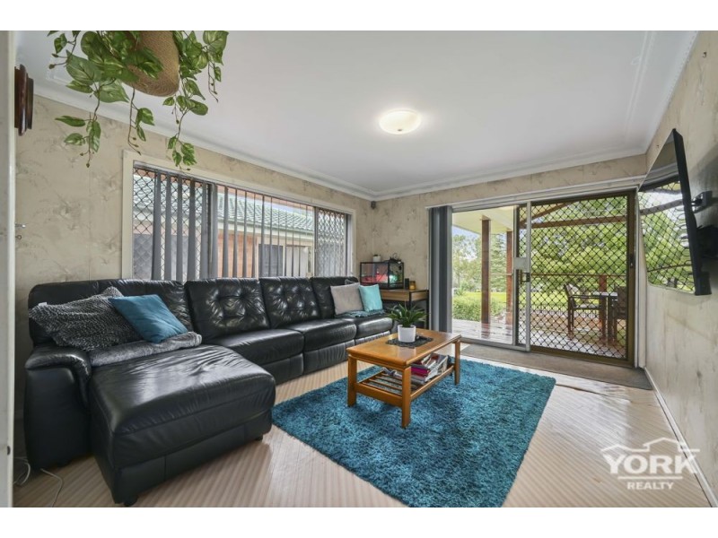 Centenary Heights QLD 4350