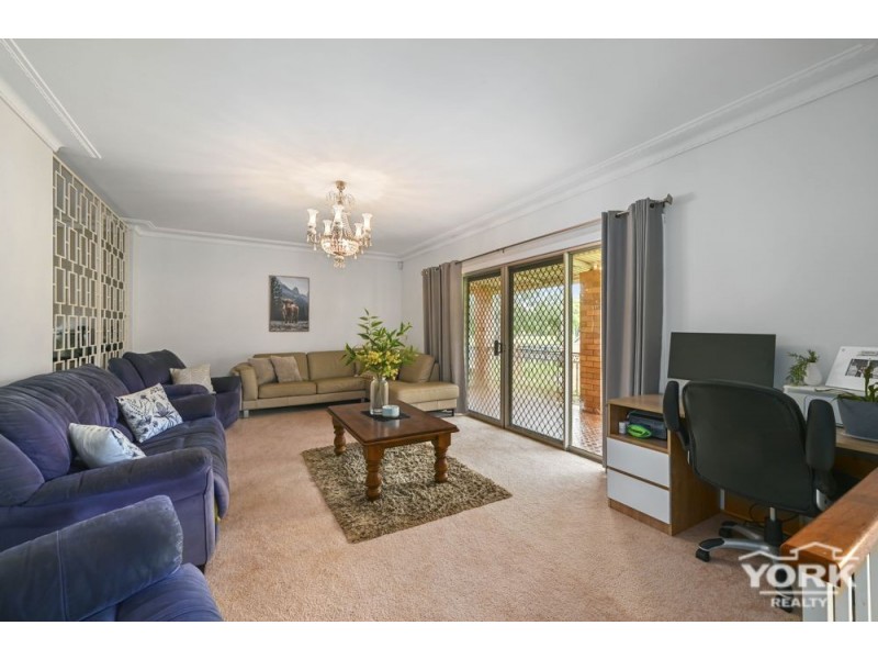 Centenary Heights QLD 4350