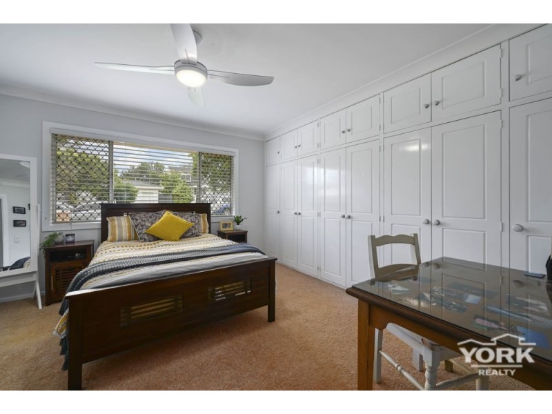 Centenary Heights QLD 4350