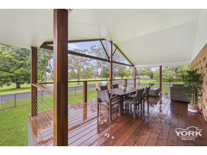 Centenary Heights QLD 4350