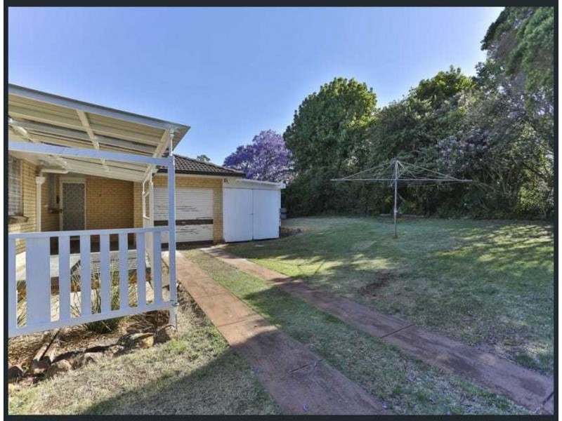 Kearneys Spring QLD 4350