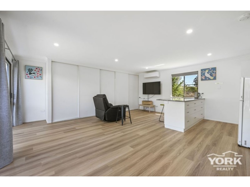 74 Goombungee Meringandan Road, Meringandan West QLD 4352