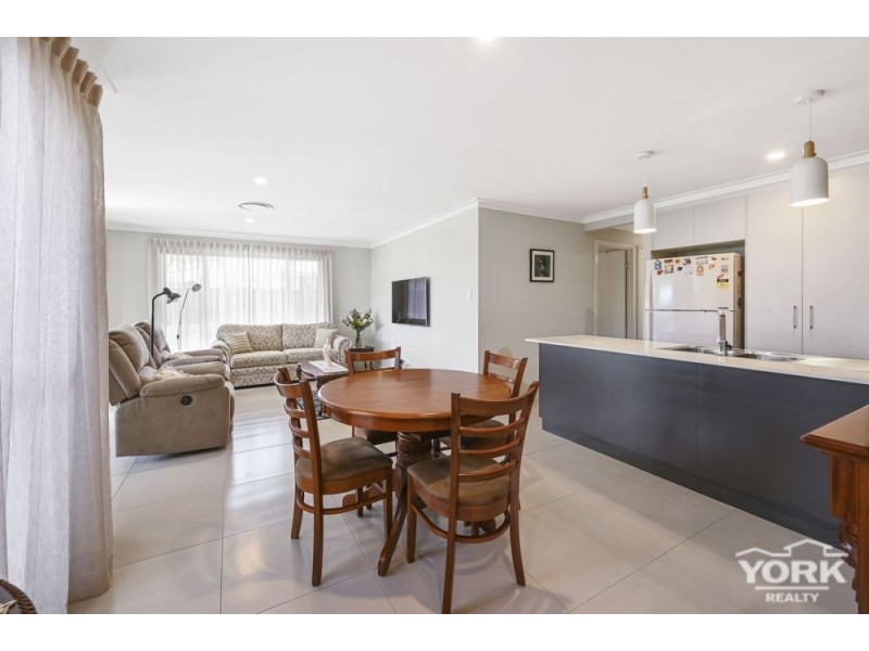 Centenary Heights QLD 4350