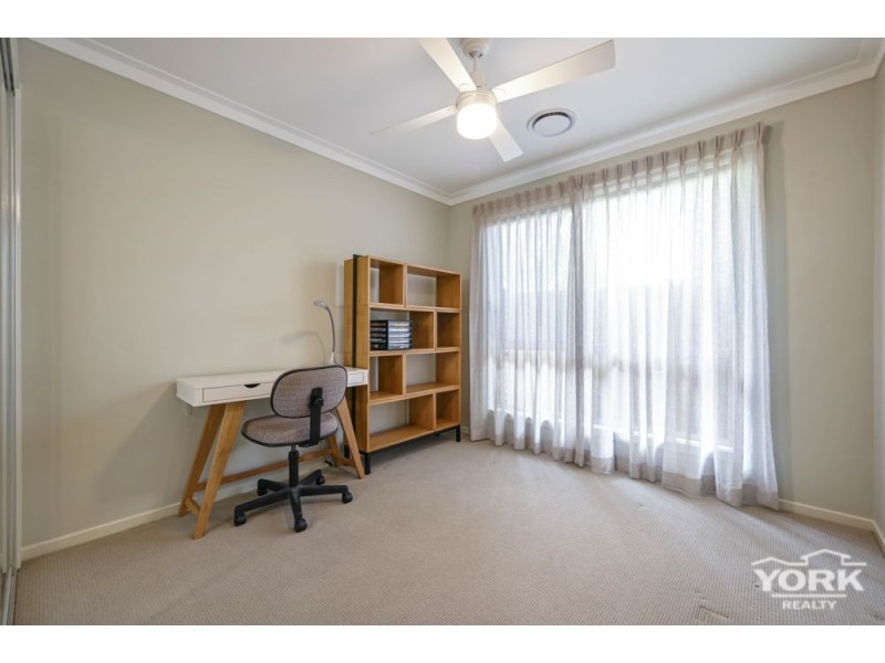 Centenary Heights QLD 4350