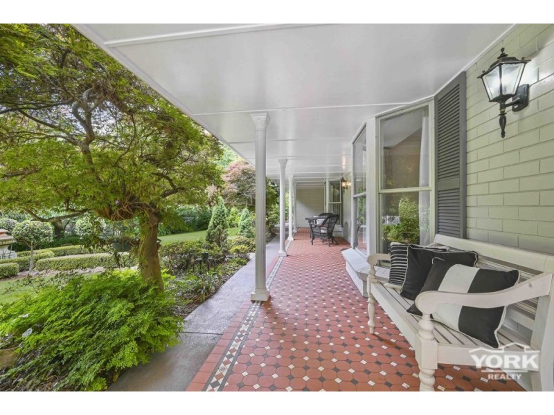 Middle Ridge QLD 4350