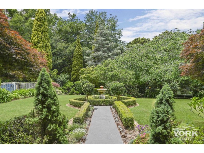 Middle Ridge QLD 4350