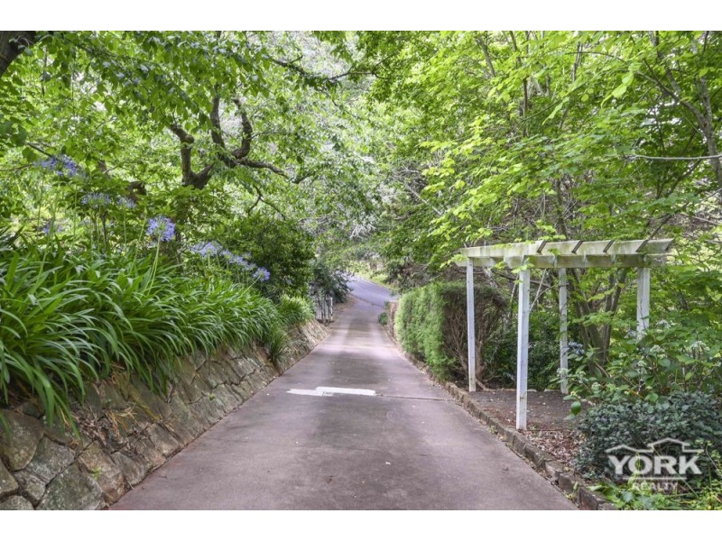 Middle Ridge QLD 4350