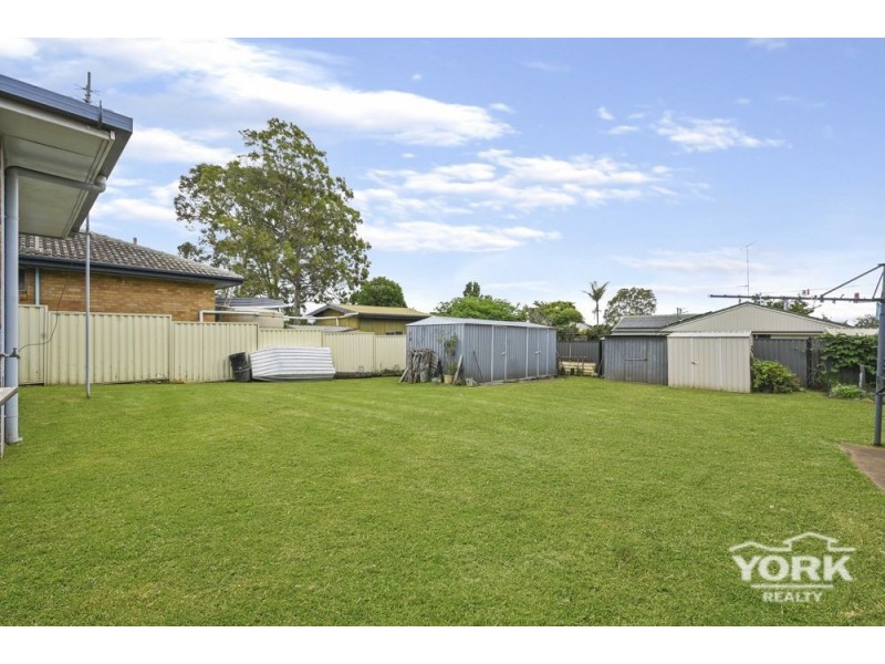 Kearneys Spring QLD 4350