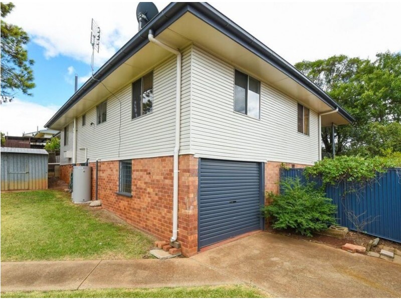 408 Alderley Street, Kearneys Spring QLD 4350