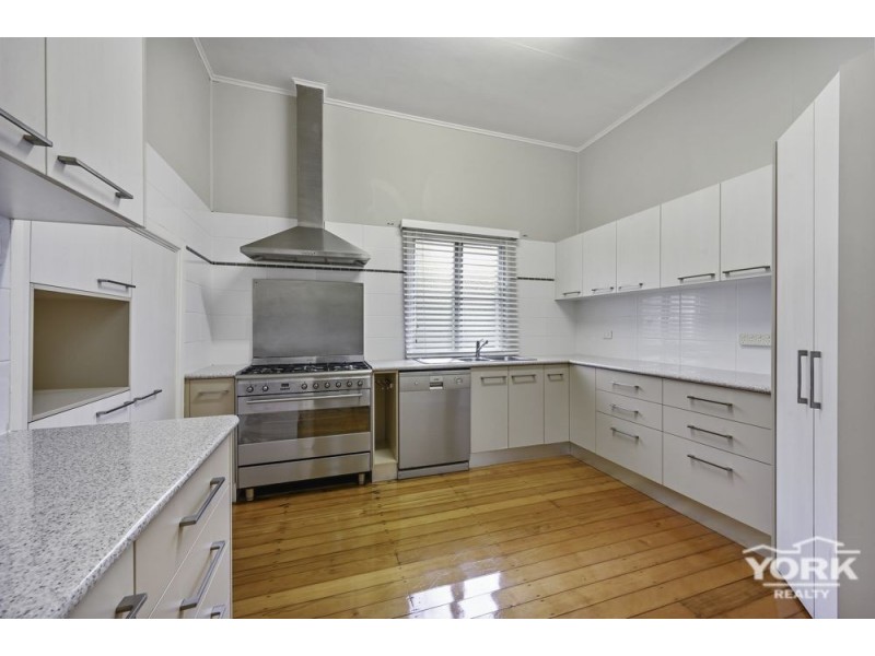 5 Mansford Street, North Toowoomba QLD 4350
