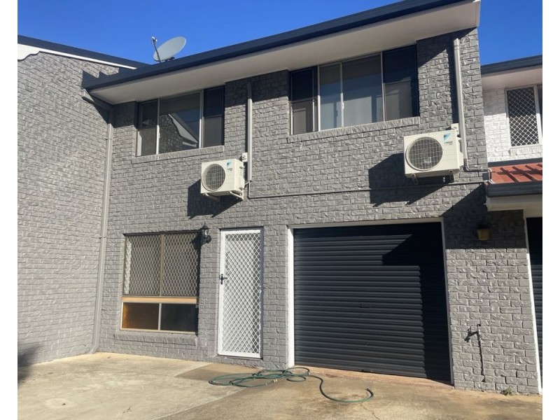 2/88 Anzac Avenue, Newtown QLD 4350