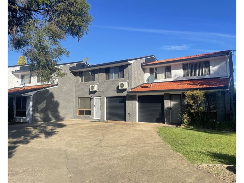 2/88 Anzac Avenue, Newtown QLD 4350