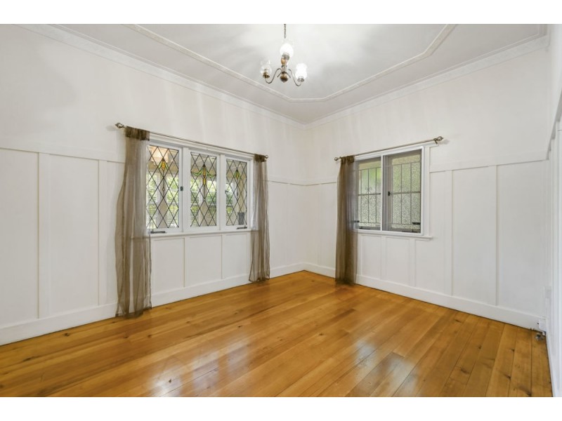 133a West Street, Newtown QLD 4350