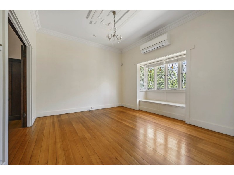 133a West Street, Newtown QLD 4350