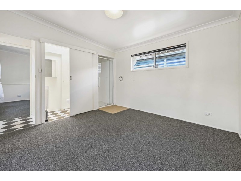 133a West Street, Newtown QLD 4350