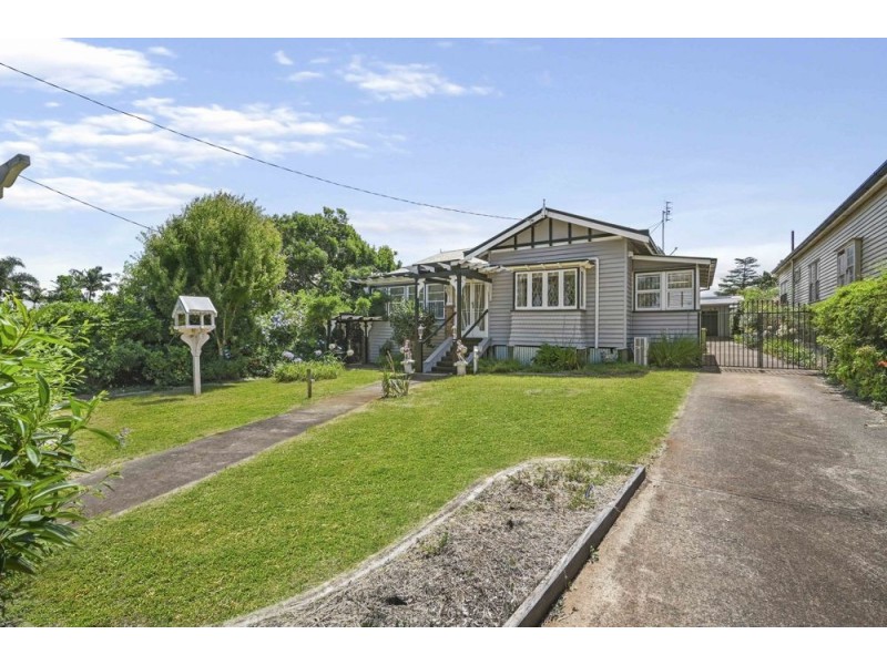 133a West Street, Newtown QLD 4350