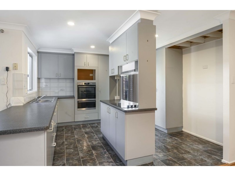 363 Greenwattle Street, Wilsonton QLD 4350