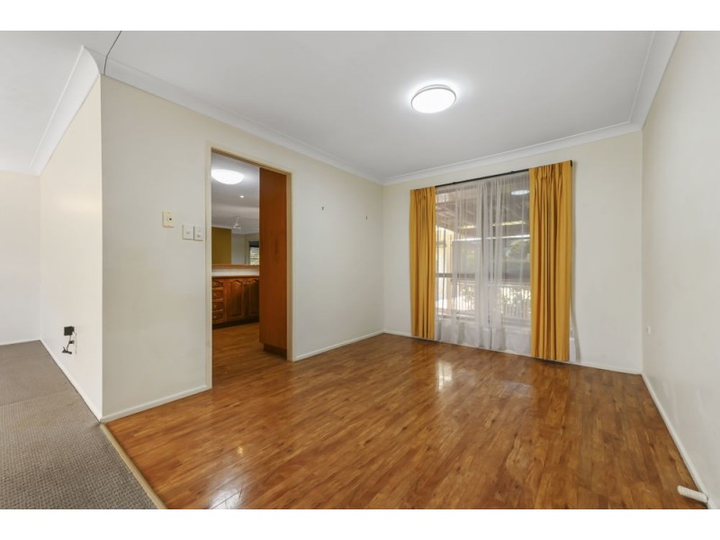 Centenary Heights QLD 4350