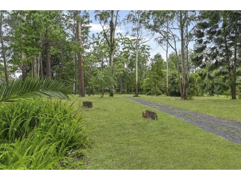 9925 New England Highway, Cabarlah QLD 4352