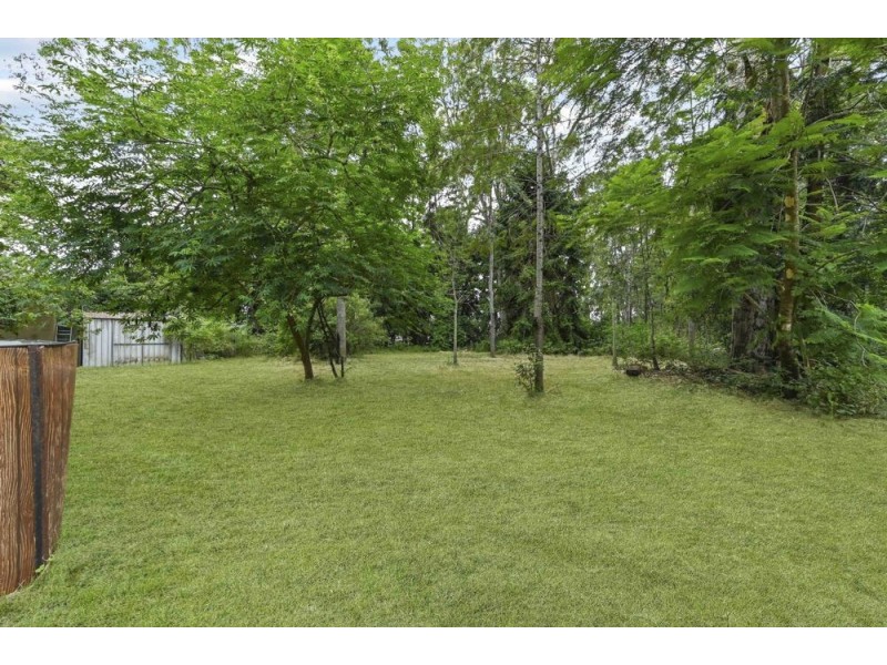 9925 New England Highway, Cabarlah QLD 4352