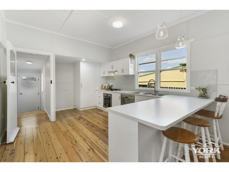 Newtown QLD 4350