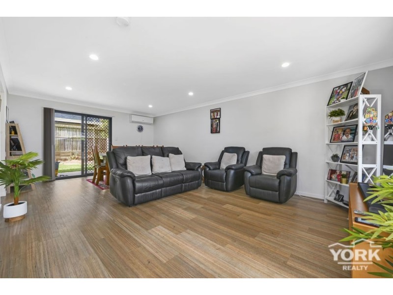 Kearneys Spring QLD 4350