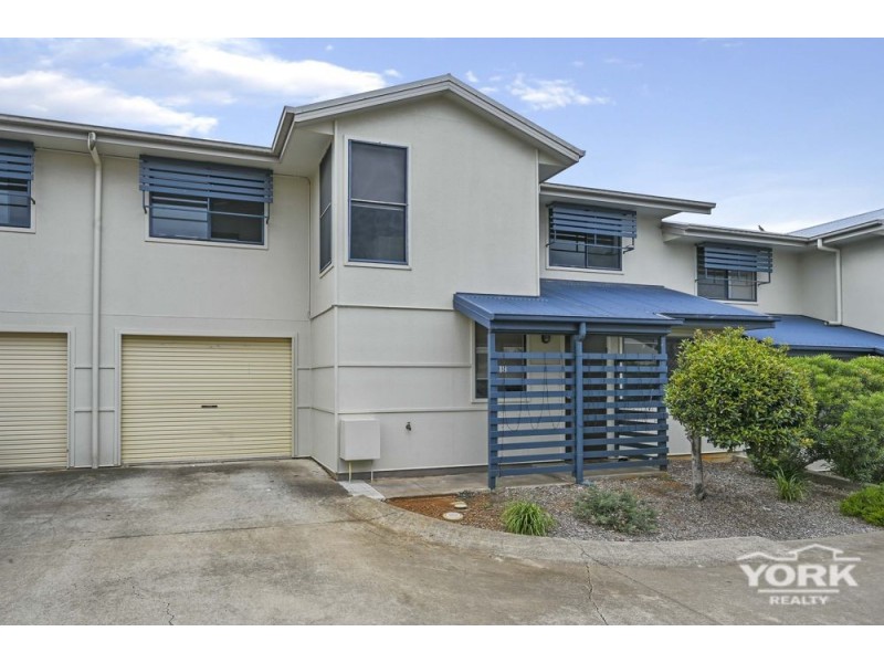 Kearneys Spring QLD 4350