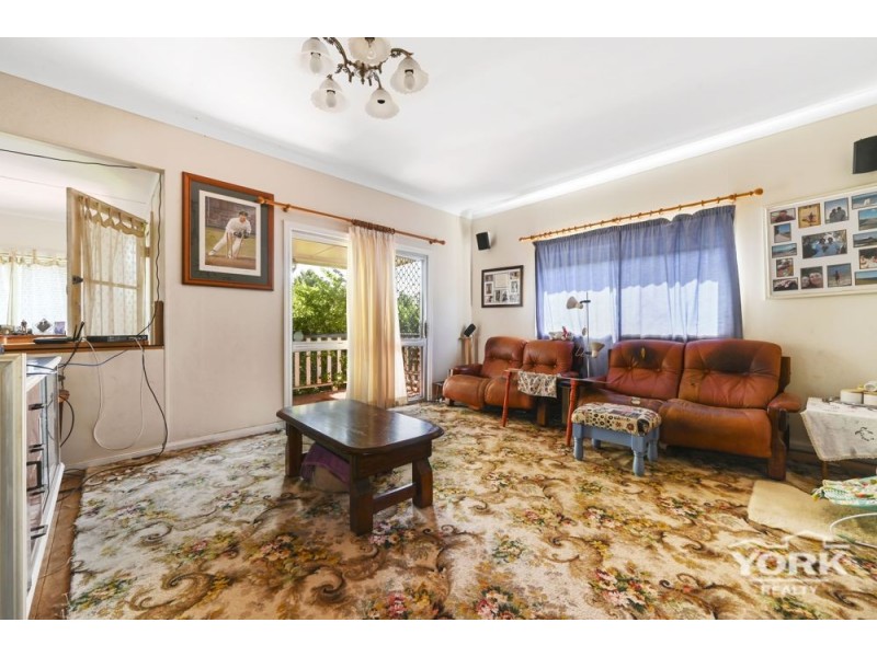 314 South Street, Harristown QLD 4350