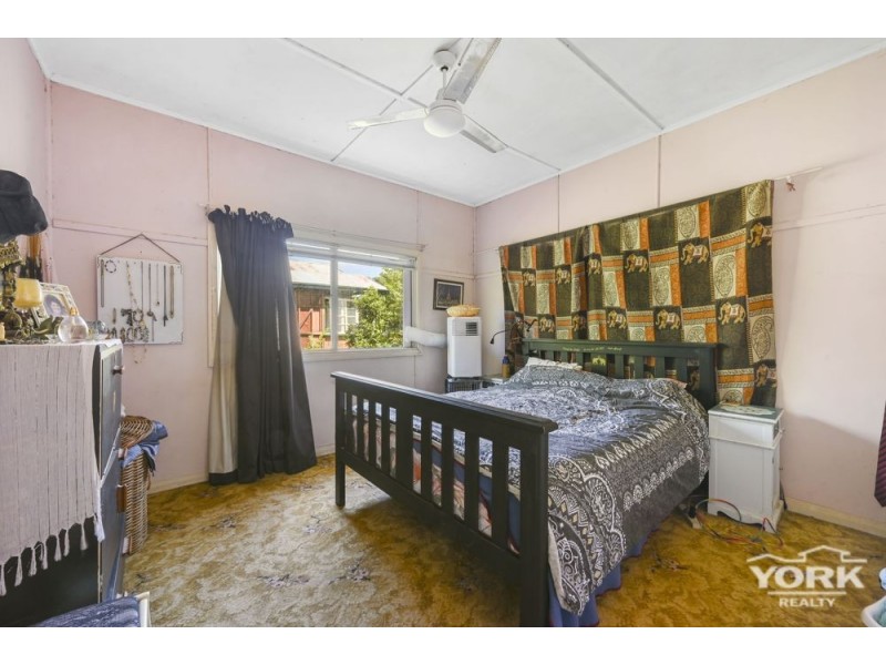 314 South Street, Harristown QLD 4350