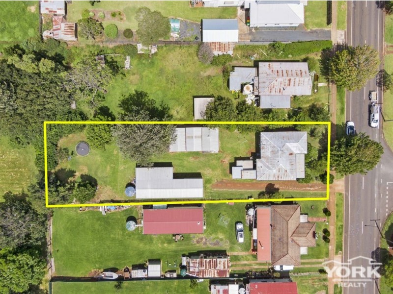 314 South Street, Harristown QLD 4350