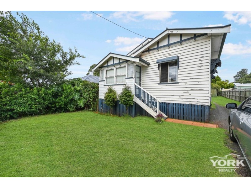724 Ruthven Street, South Toowoomba QLD 4350