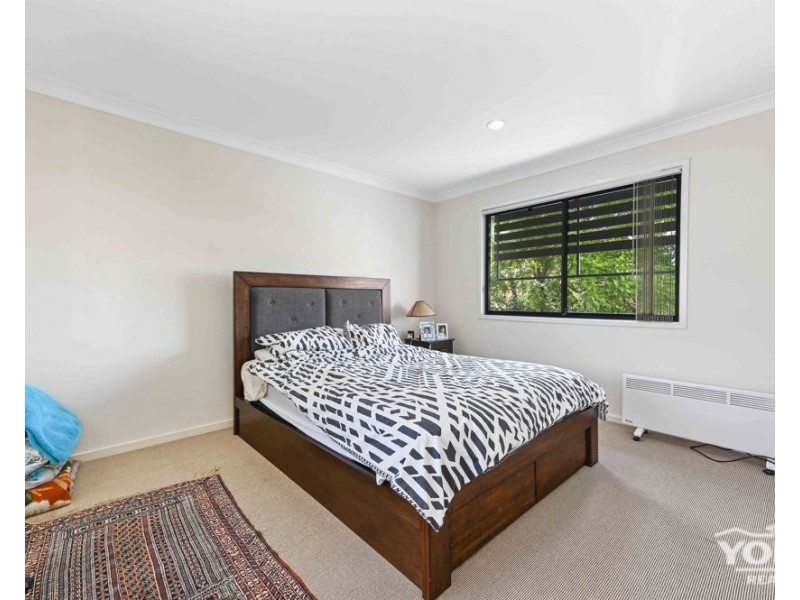 Kearneys Spring QLD 4350